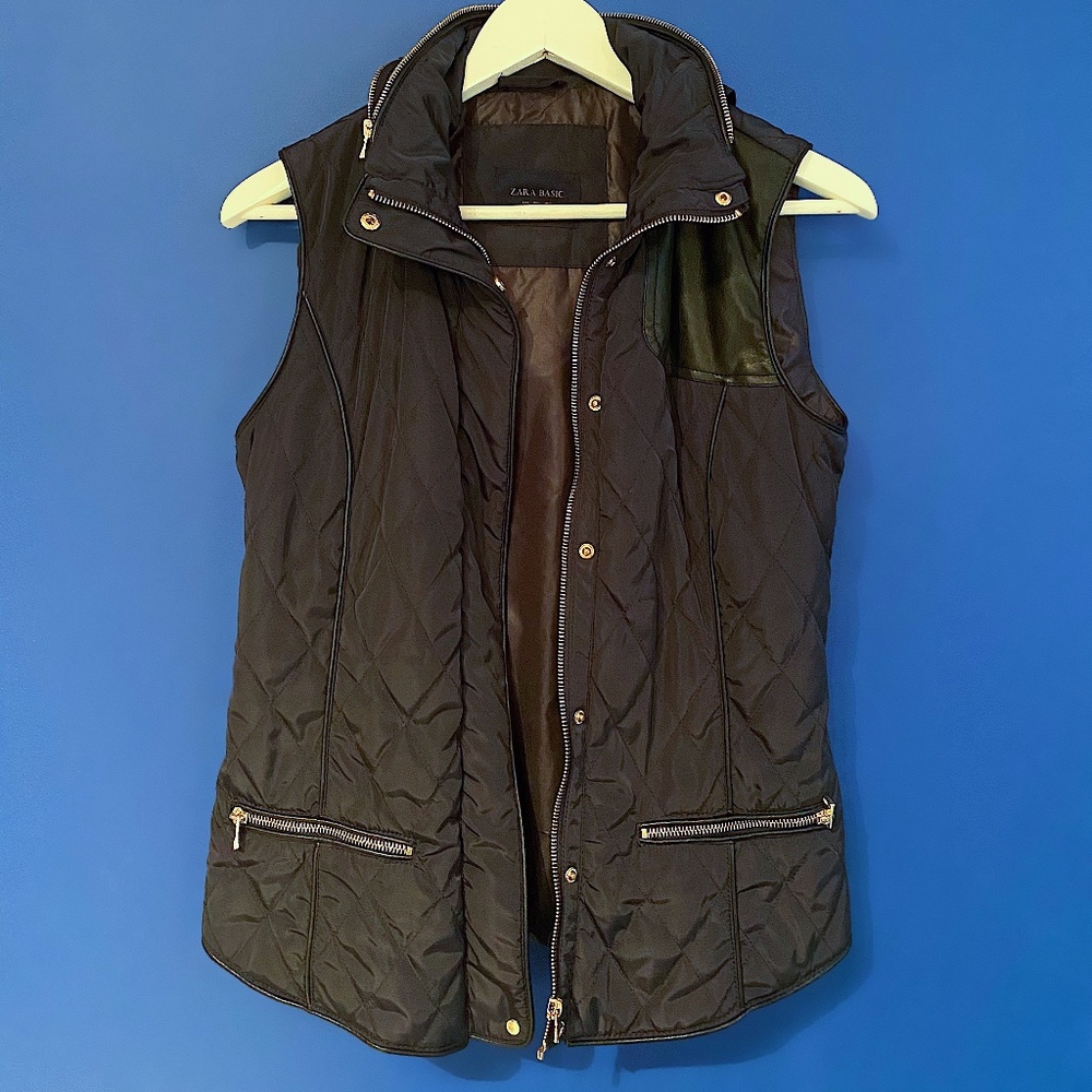 Zara navy vest